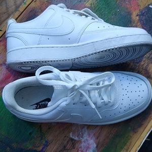 Nike Women's Court Vision Low Sneaker